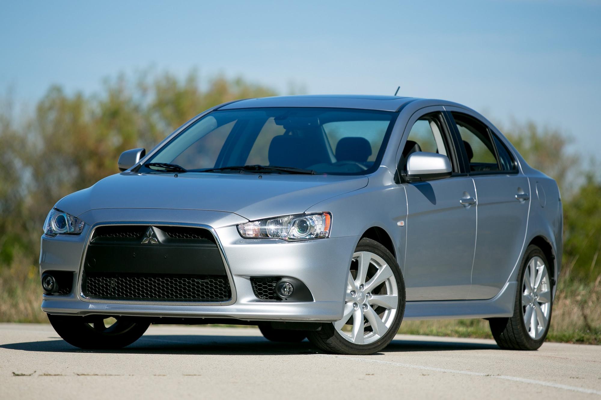 Автозапчасти для Mitsubishi Lancer
